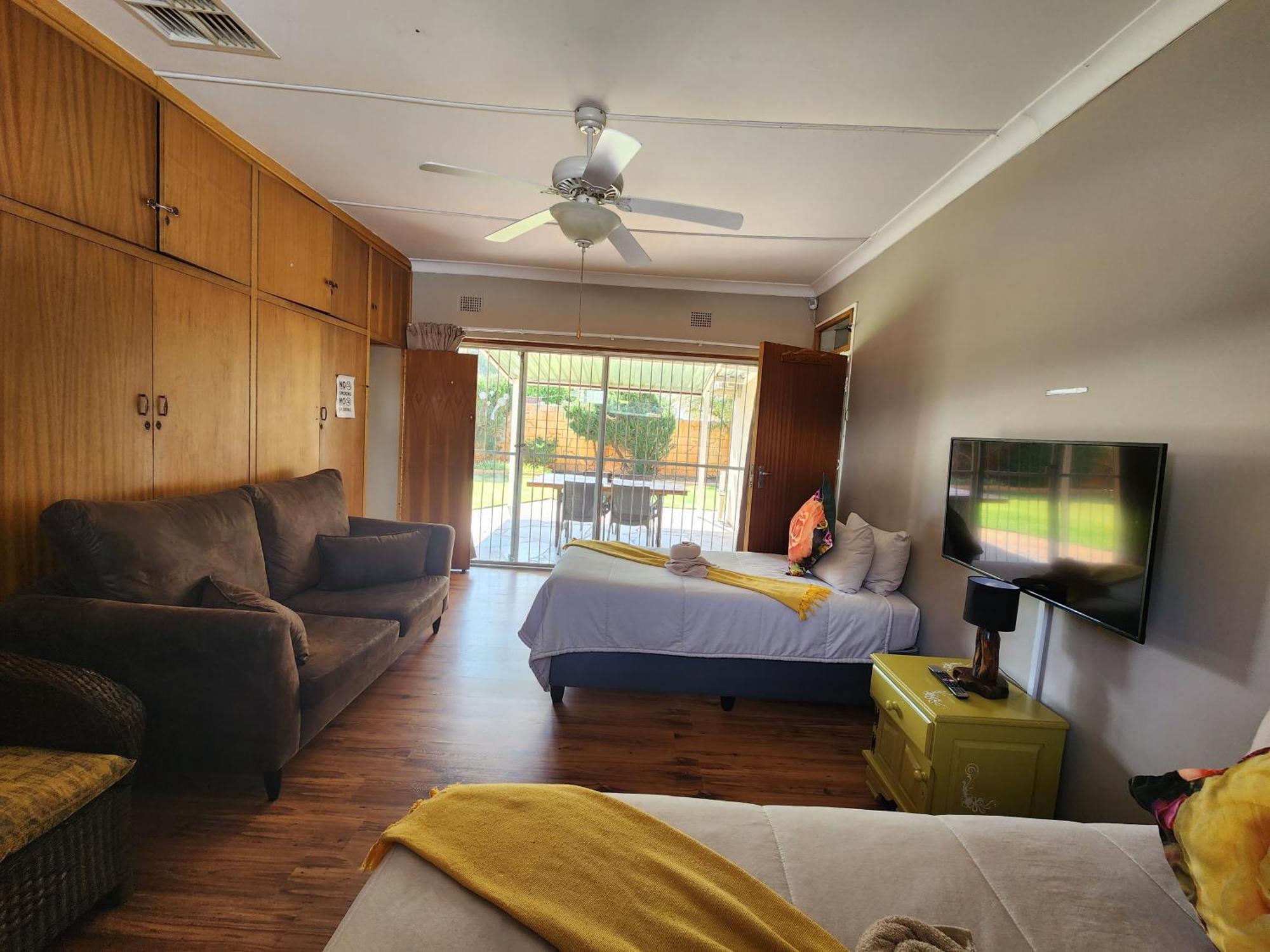 Midway Overnight Rooms Kimberley Ngoại thất bức ảnh